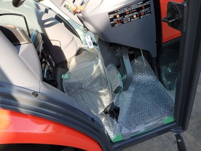 トラクター L32HCQMAEWF8C　整備済（SL32) 動画有 ロータリ1.6m変更可 写真７